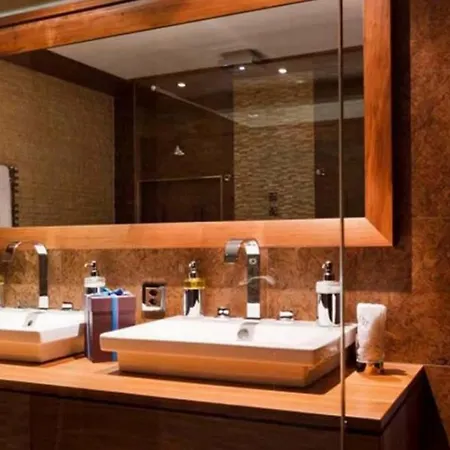 ヴィラ 5br Stunning Chalet With Breathtaking Views