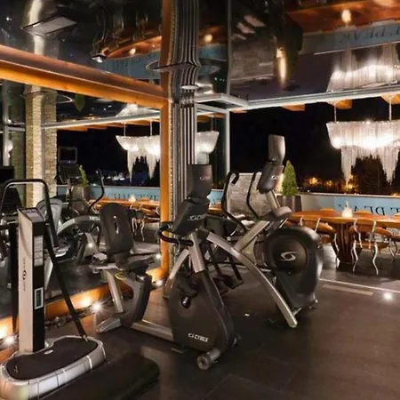 Villa 5br Stunning Chalet With Breathtaking Views *