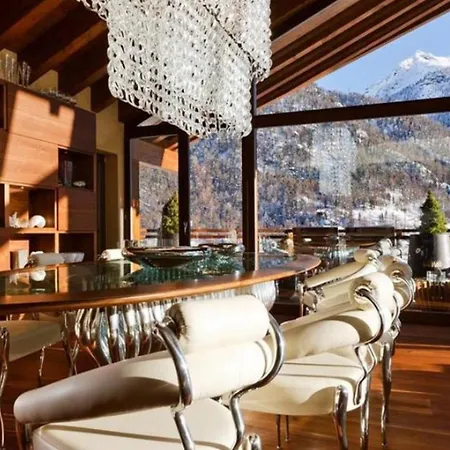 5br Stunning Chalet With Breathtaking Views