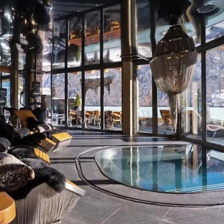 5br Stunning Chalet With Breathtaking Views